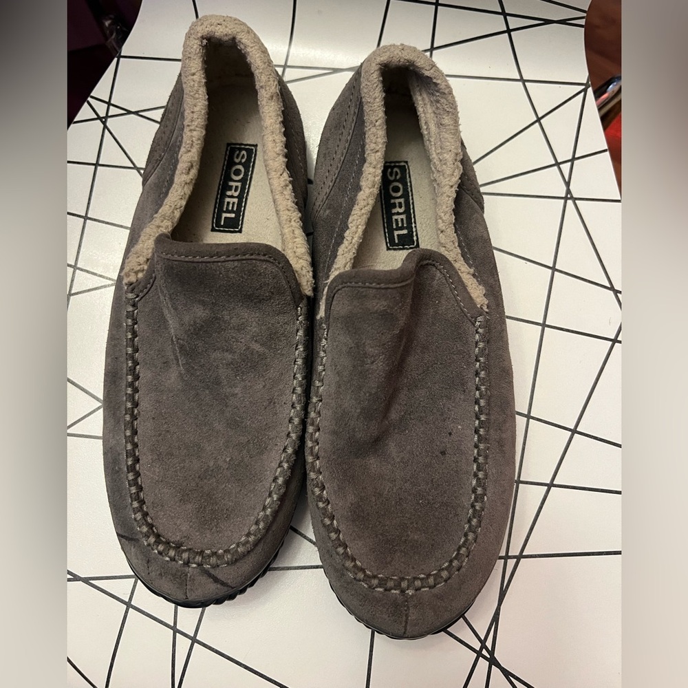 Sorel Men’s Dude Moccasin/ slippers gray lined sz 8